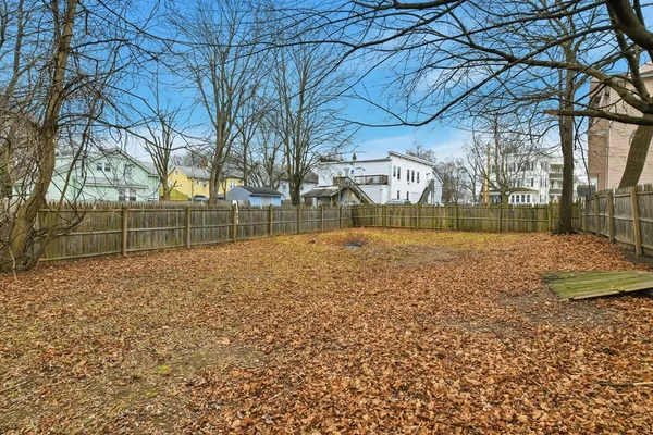 $325,000 | 238 East Main Street, Chicopee, MA 01020