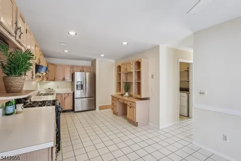 $560,000 | 2401 Decatur Court, Washington Township , NJ 07840