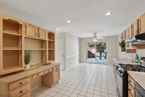 $560,000 | 2401 Decatur Court, Washington Township , NJ 07840