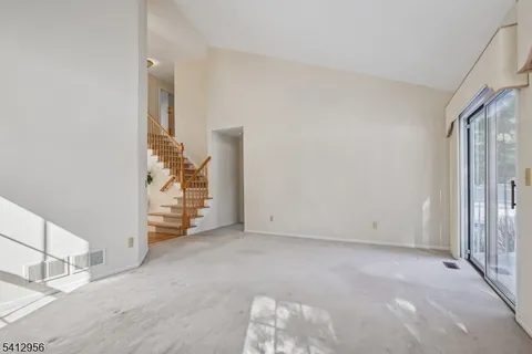 $560,000 | 2401 Decatur Court, Washington Township , NJ 07840