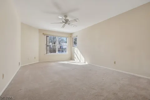 $560,000 | 2401 Decatur Court, Washington Township , NJ 07840