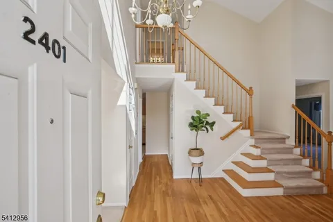 $560,000 | 2401 Decatur Court, Washington Township , NJ 07840