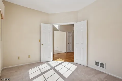 $560,000 | 2401 Decatur Court, Washington Township , NJ 07840