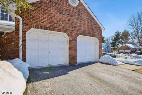 $560,000 | 2401 Decatur Court, Washington Township , NJ 07840