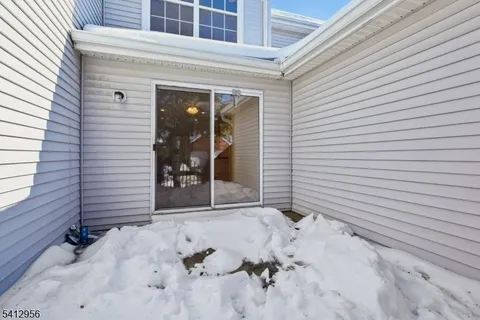 $560,000 | 2401 Decatur Court, Washington Township , NJ 07840