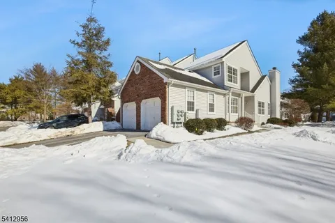 $560,000 | 2401 Decatur Court, Washington Township , NJ 07840