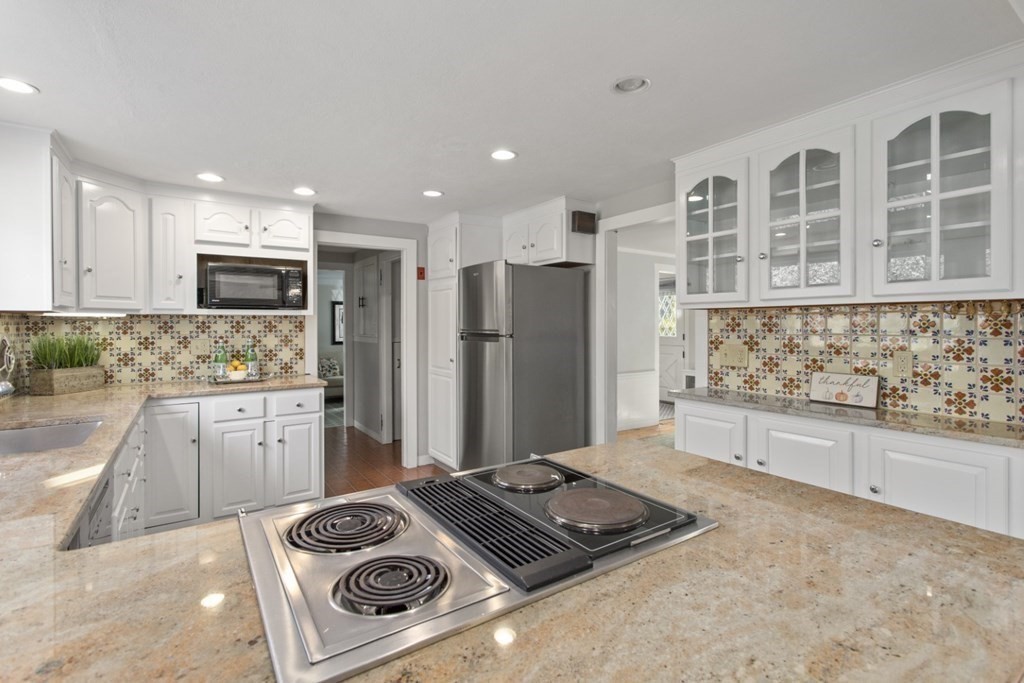 41 Emerson Road Winchester, MA 01890 - Photo 15 of 41 Gallery Image 15