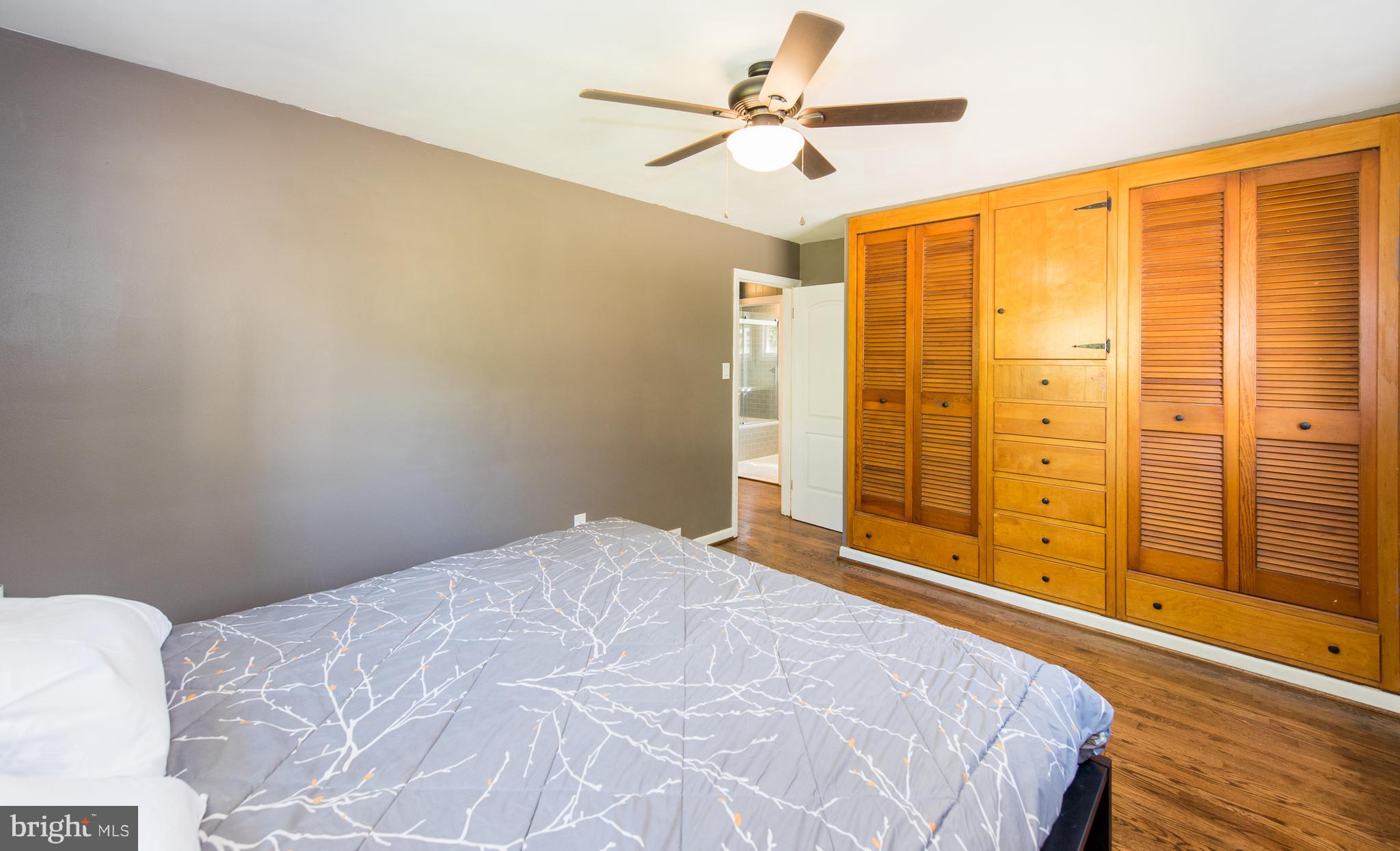 6047 Old Washington Road Elkridge, MD 21075 - Photo 15 of 33 Master Bedroom