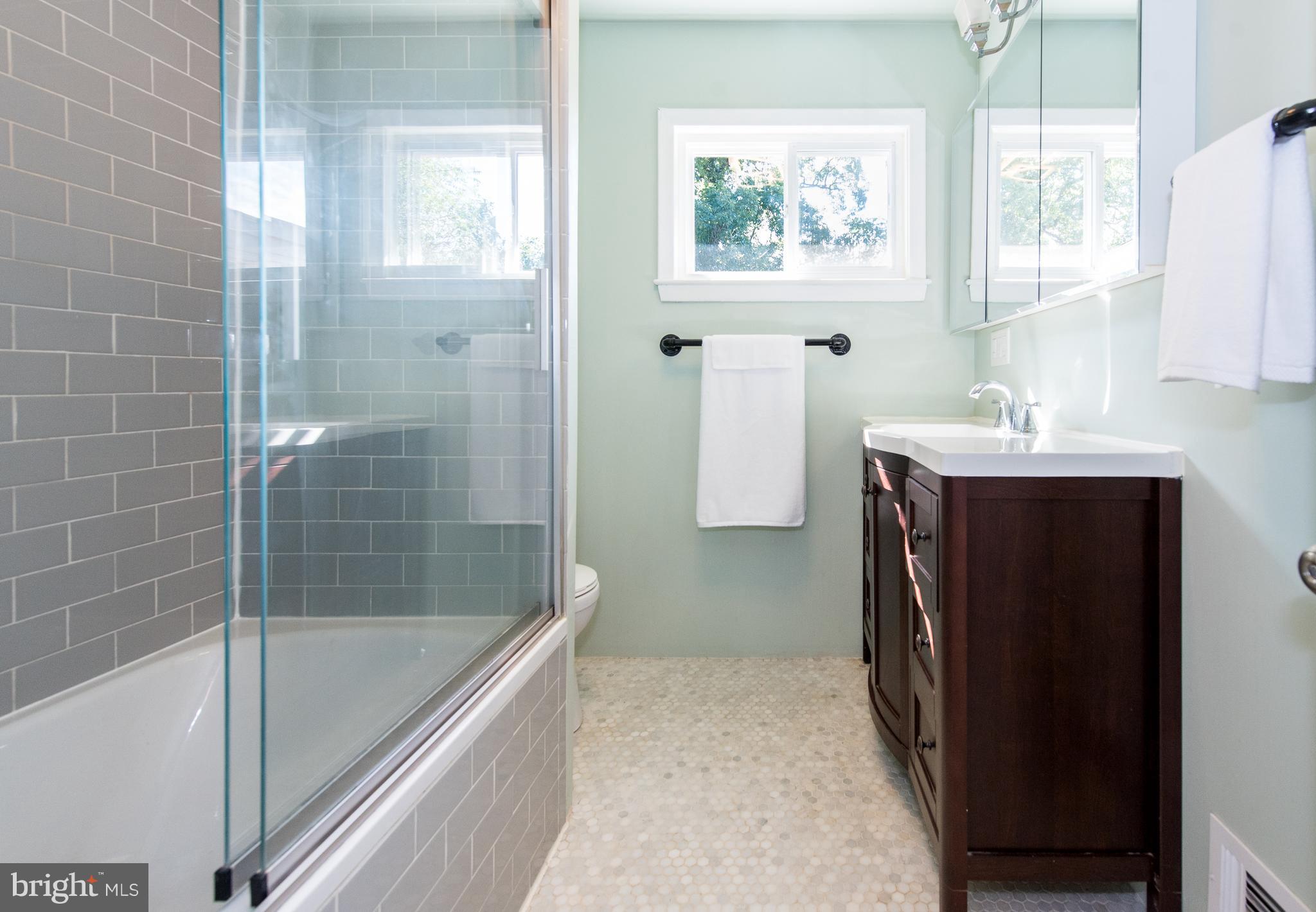 6047 Old Washington Road Elkridge, MD 21075 - Photo 22 of 33 Hall Bath