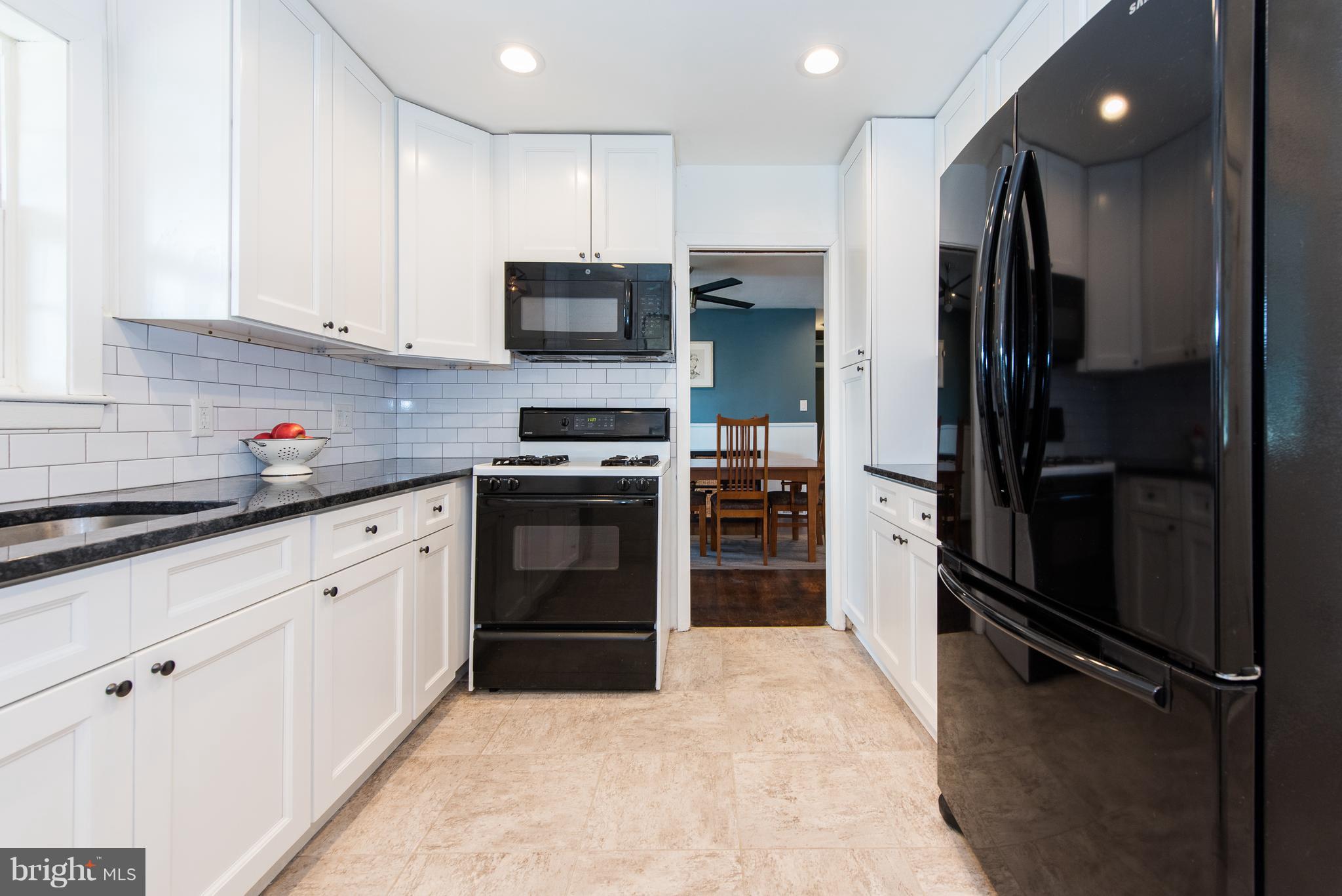 6047 Old Washington Road Elkridge, MD 21075 - Photo 8 of 33 Kitchen