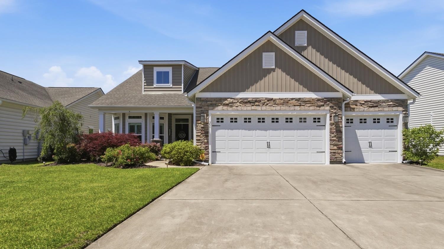 237 Sherwood Drive Murrells Inlet, SC 29576 - Photo 1 of 35