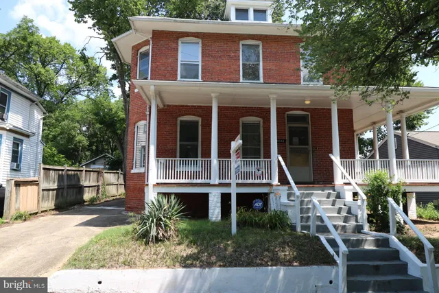 $400,000 | 3604 Perry Street, Mount Rainier, MD 20712