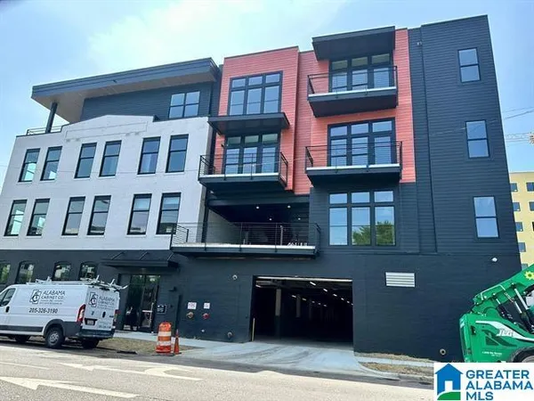 $1,700 | 1329 4th Avenue South, Unit 312, Birmingham, AL 35233