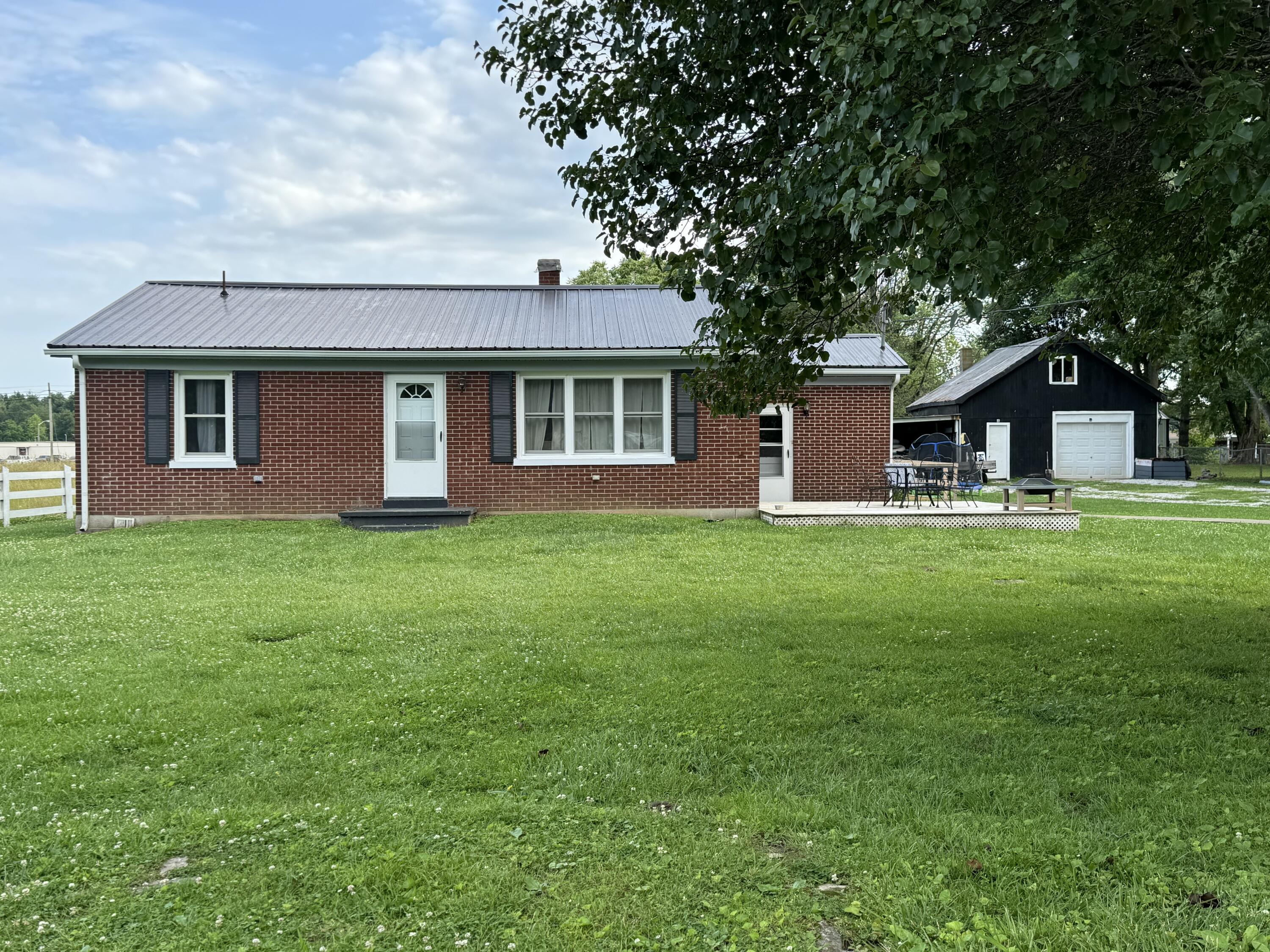107 Sebastan Road Richmond, KY 40475 - Photo 1 of 11 IMG_3935