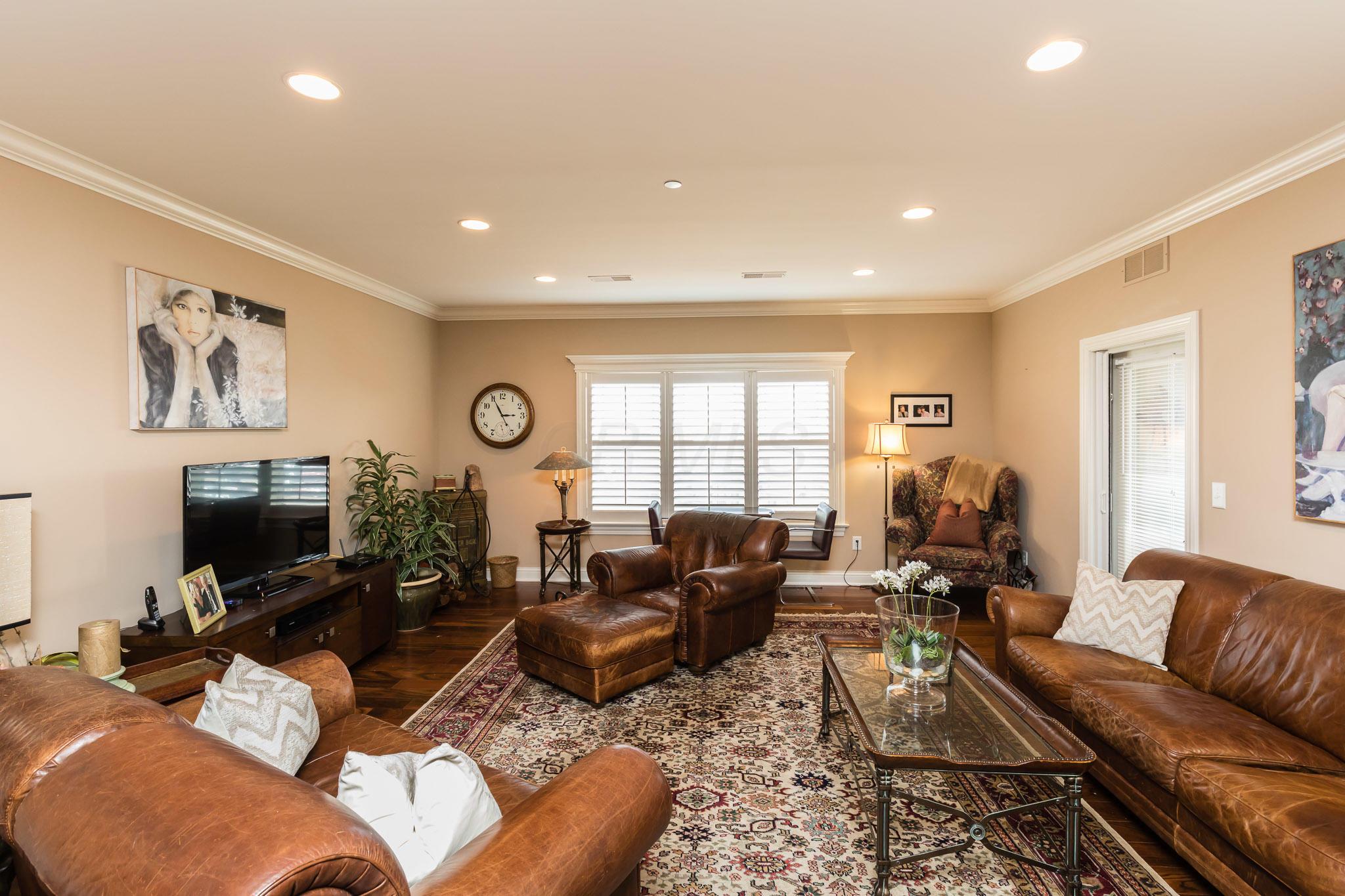 3175 Tremont Road, Unit 312 Columbus, OH 43221 - Photo 13 of 30