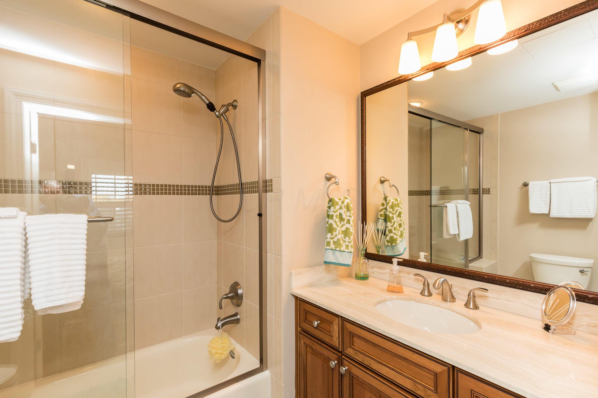 3175 Tremont Road, Unit 312 Columbus, OH 43221 - Photo 18 of 30