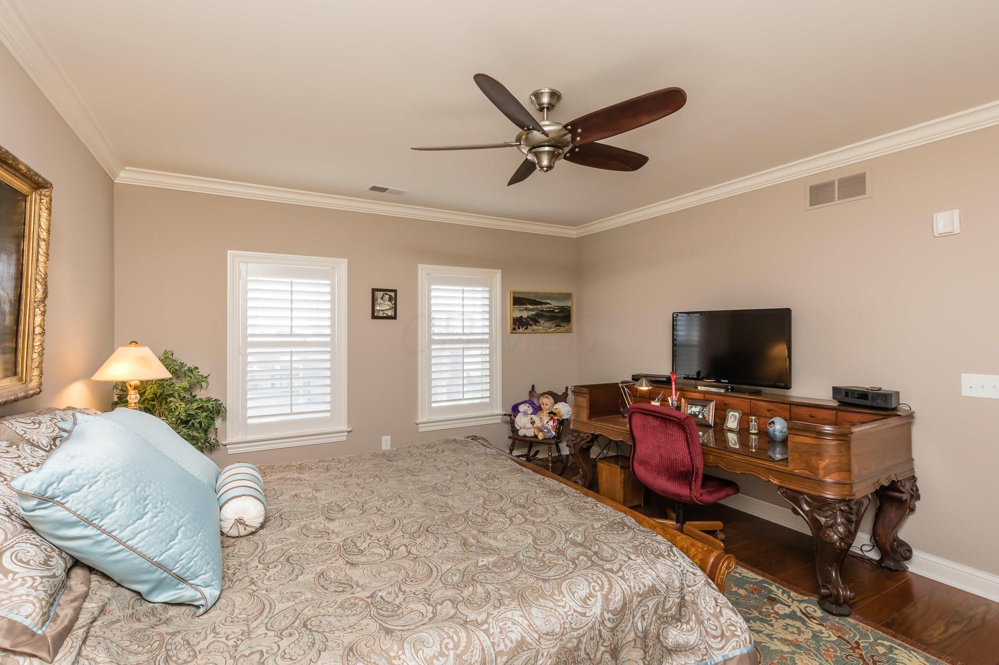 3175 Tremont Road, Unit 312 Columbus, OH 43221 - Photo 21 of 30
