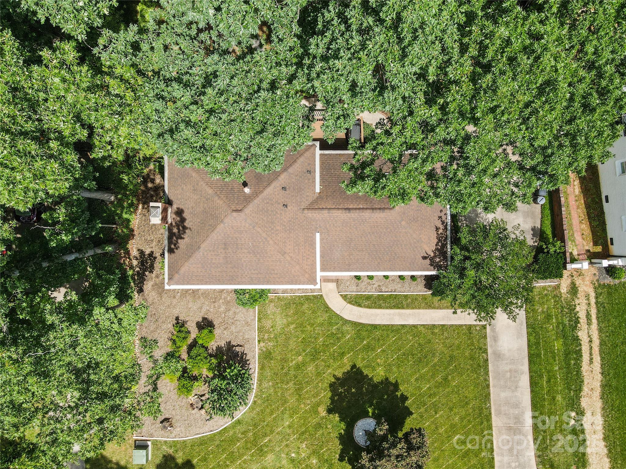 1024 Regency Drive Charlotte, NC 28211 - Photo 44 of 47 an aerial view of a house