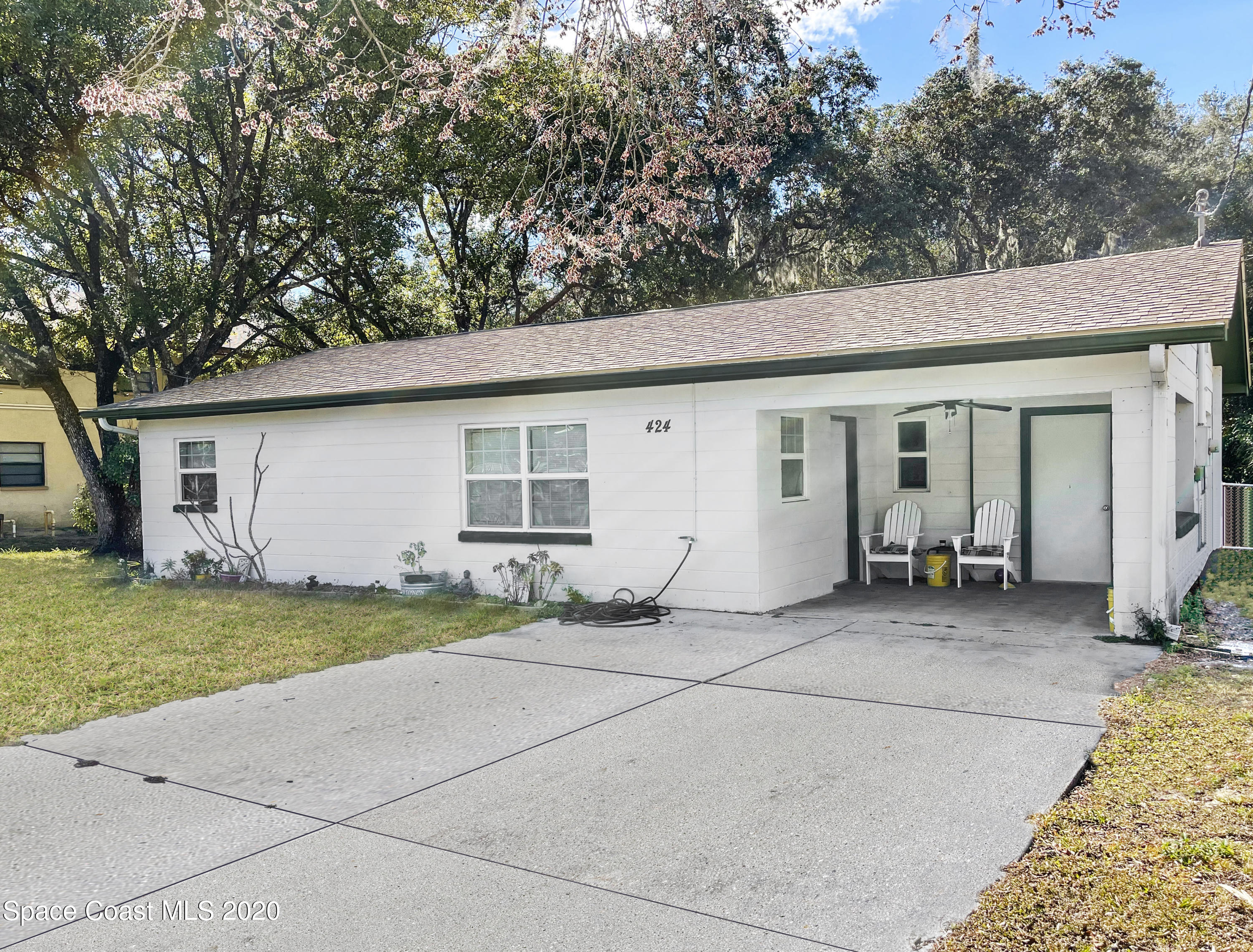 424 Rock Pit Road Titusville, FL 32796 - Photo 2 of 19 Front of Home Alt View