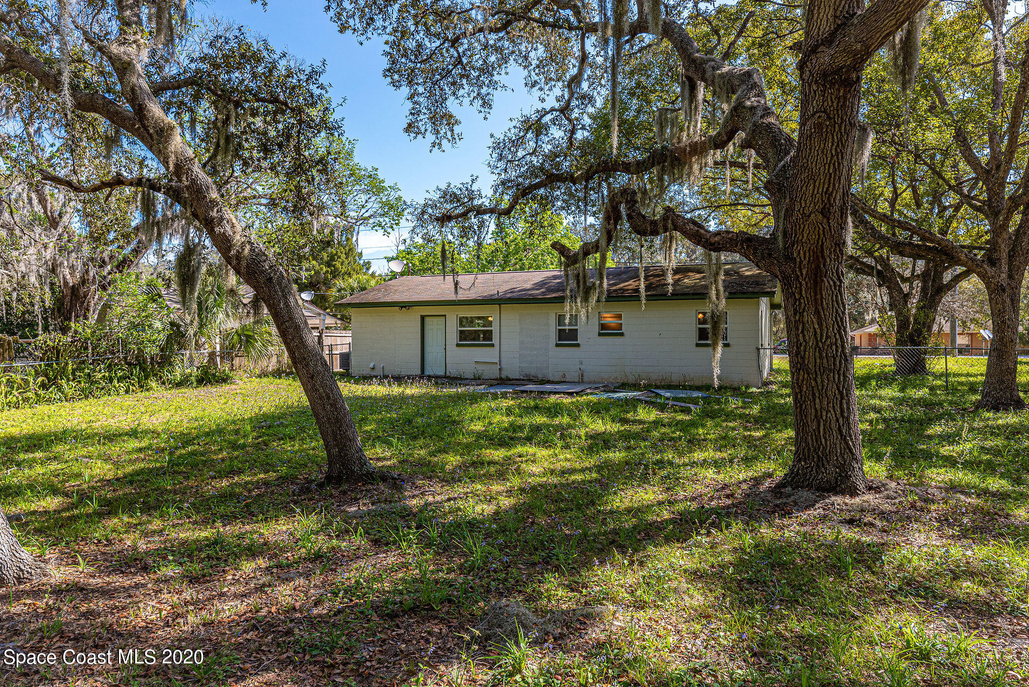 424 Rock Pit Road Titusville, FL 32796 - Photo 14 of 19 Back of Home