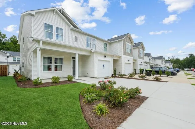 $259,900 | 5102 Northstar Drive, Unit 85, Leland, NC 28451