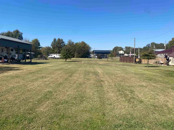 $41,900 | 1 Catfish Lane, Crump, TN 38327