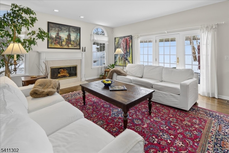 9 Winged Foot Court Skillman, NJ 08558 - Photo 17 of 35