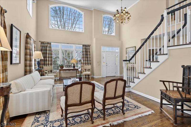 9 Winged Foot Court Skillman, NJ 08558 - Photo 4 of 35