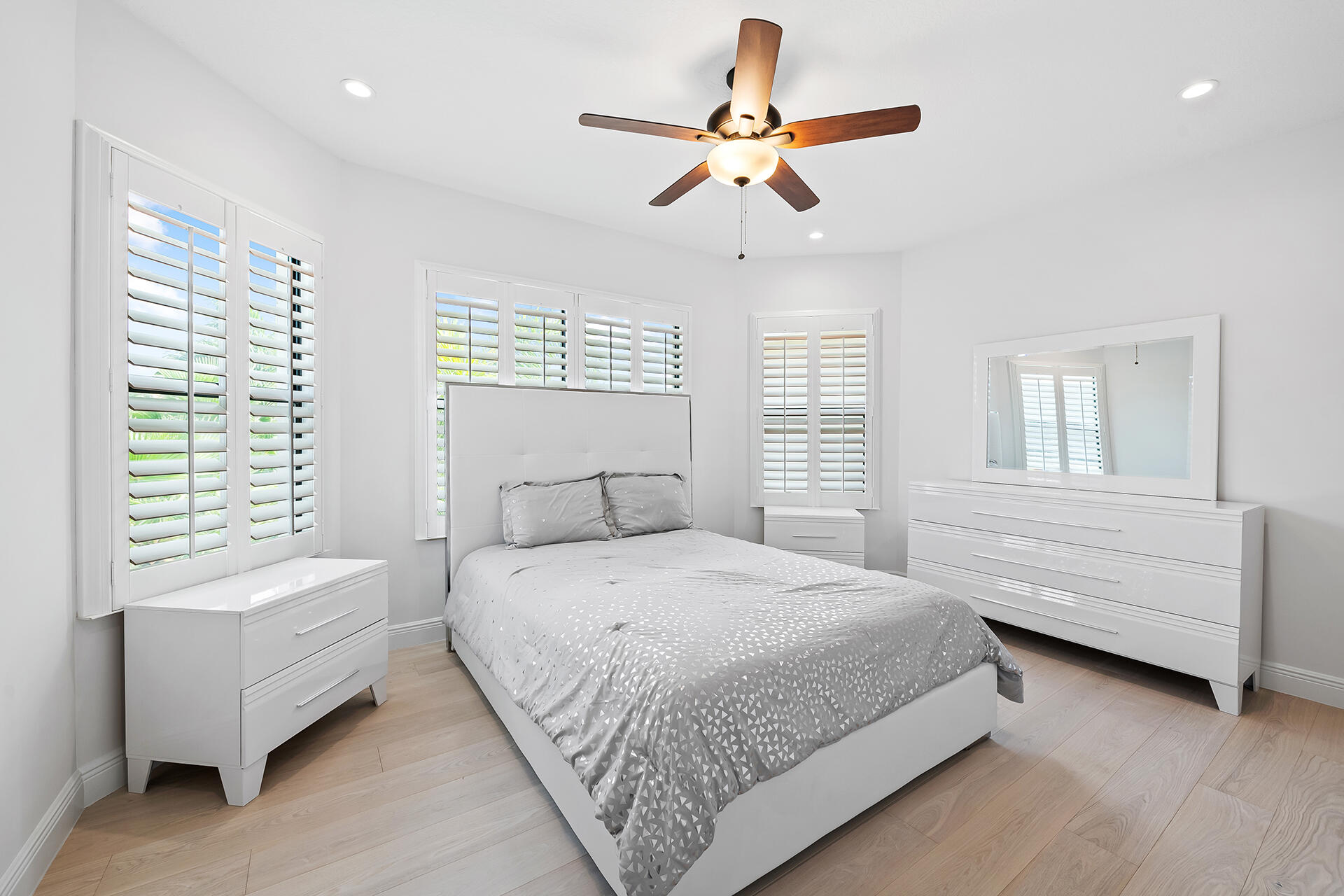 2565 Northwest 69th Street Boca Raton, FL 33496 - Photo 33 of 71 DSC_4705