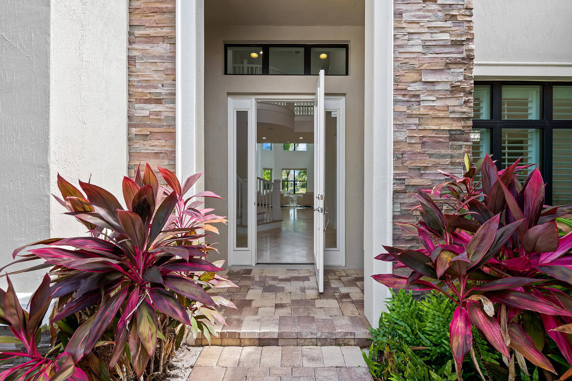 2565 Northwest 69th Street Boca Raton, FL 33496 - Photo 4 of 71 DSC_4525