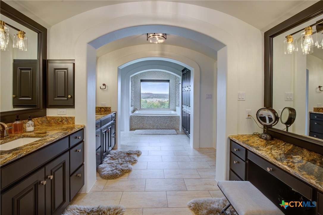 334 Arthur Court Spring Branch, TX 78070 - Photo 19 of 37