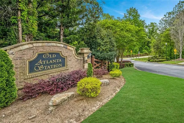 $485,000 | 3900 Old Atlanta Station Drive, Atlanta, GA 30339