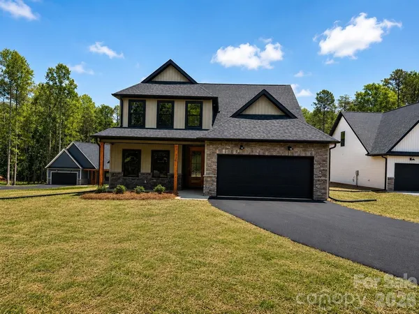 $550,000 | 335 Lake Farm Drive, Salisbury, NC 28146