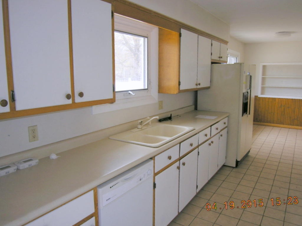 113 West Kilgore Road Portage, MI 49002 - Photo 15 of 19 DSCN3148