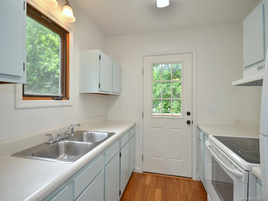 1233 Old Fort Road Fairview, NC 28730 - Photo 12 of 18 Gallery Image 12