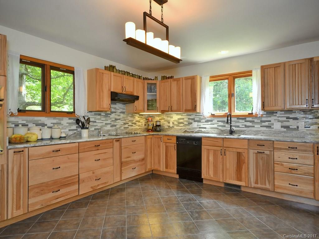 1233 Old Fort Road Fairview, NC 28730 - Photo 4 of 18 Gallery Image 4