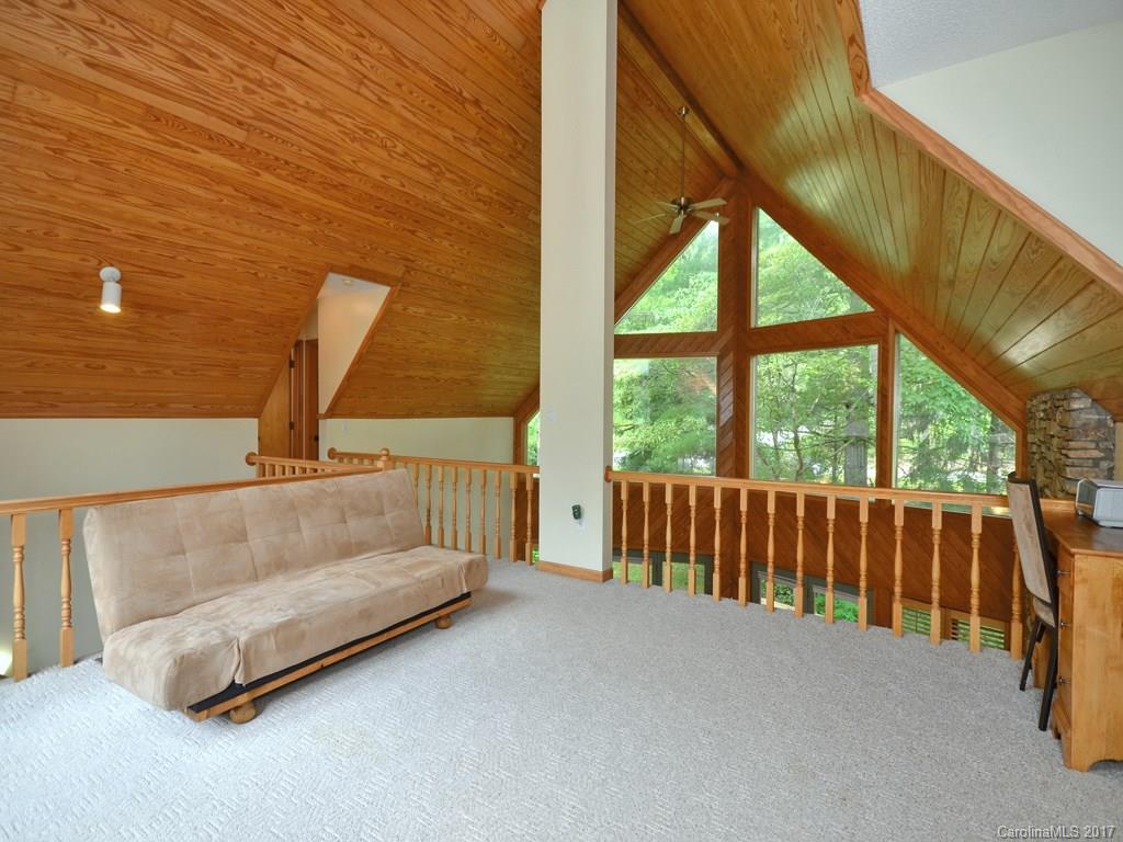 1233 Old Fort Road Fairview, NC 28730 - Photo 9 of 18 Gallery Image 9