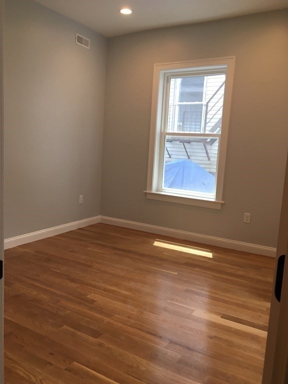 17 Alpine Street, Unit 2 Boston, MA 02119 - Photo 8 of 15