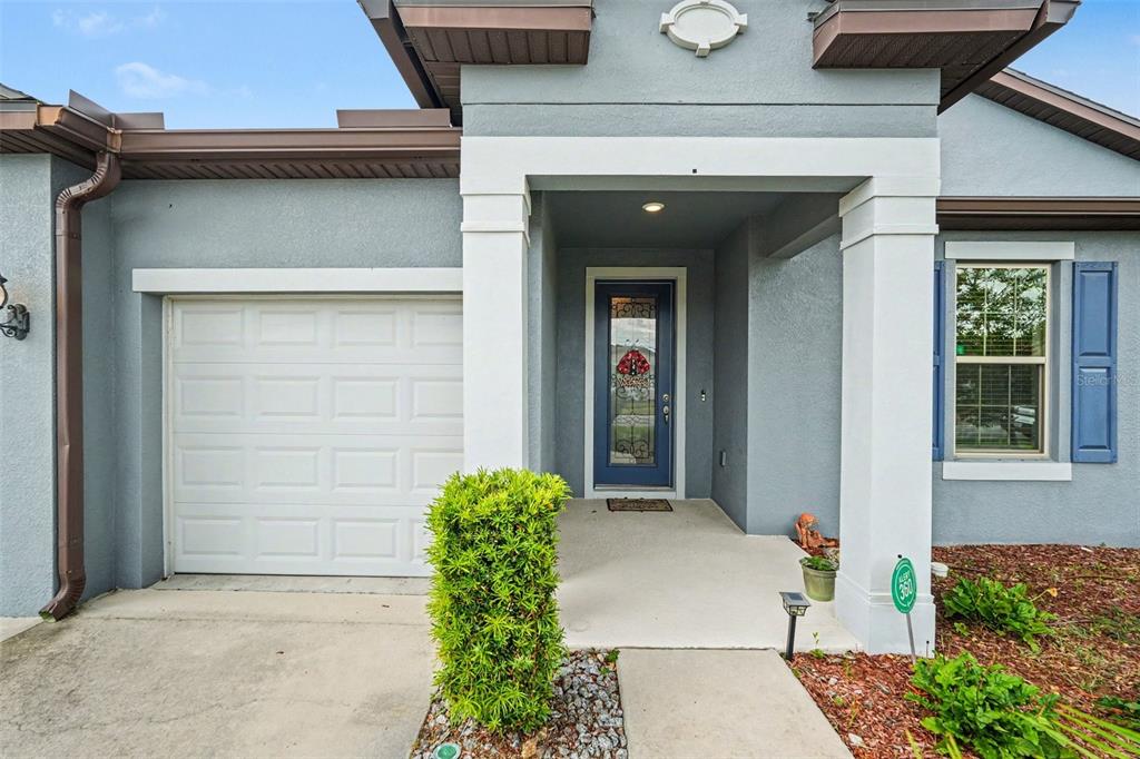 12593 Palapa Loop Spring Hill, FL 34610 - Photo 4 of 32