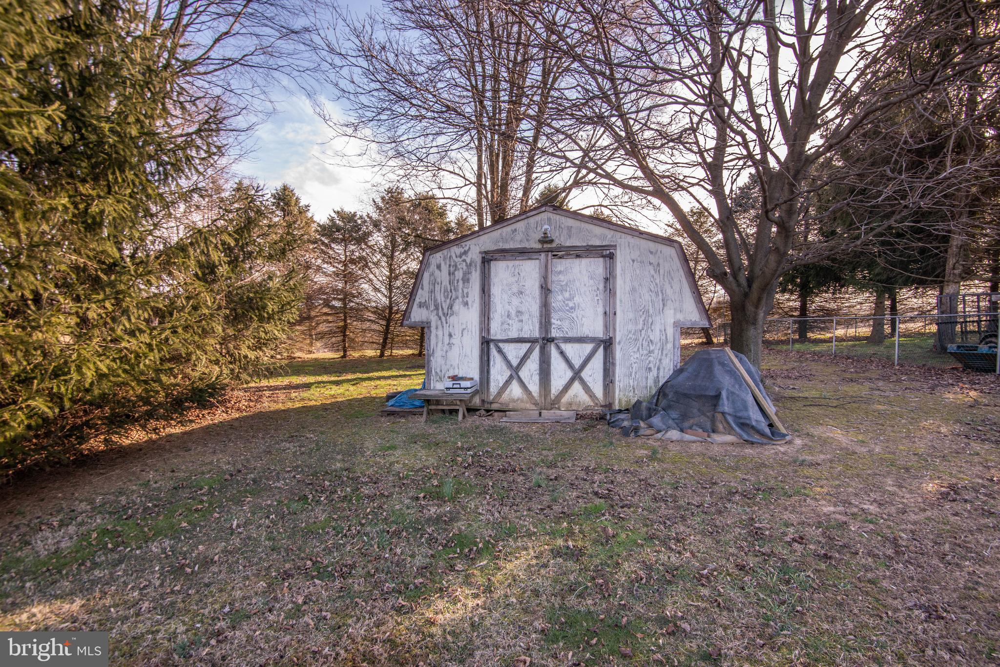 907 Richmond Road Windsor, PA 17366 - Photo 9 of 27