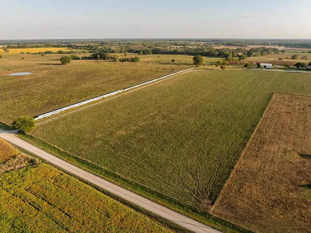 $515,000 | 800 Northwest 950 Road, Blairstown, MO 64726