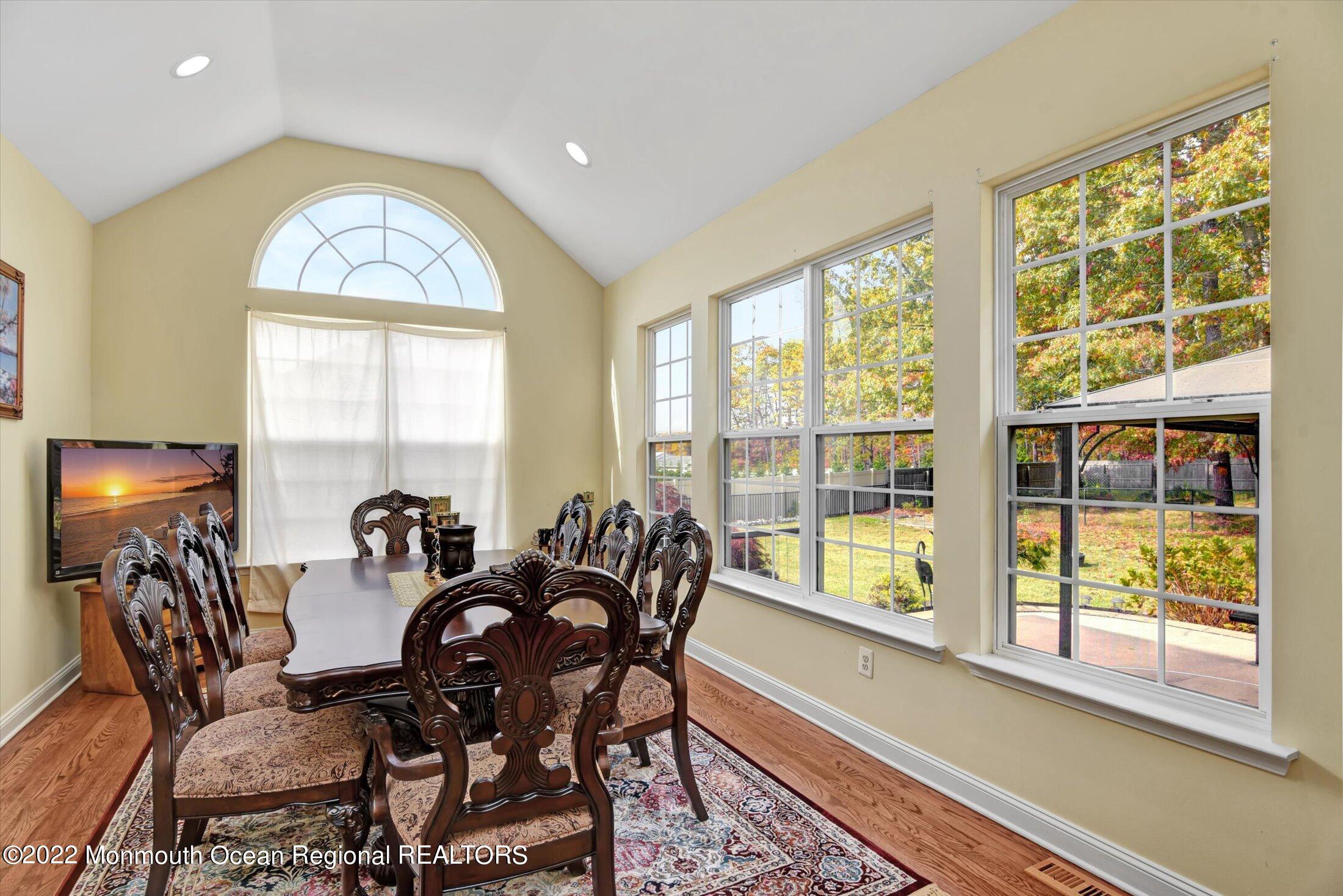 514 Cobain Road Jackson, NJ 08527 - Photo 12 of 30 14-Sunroom