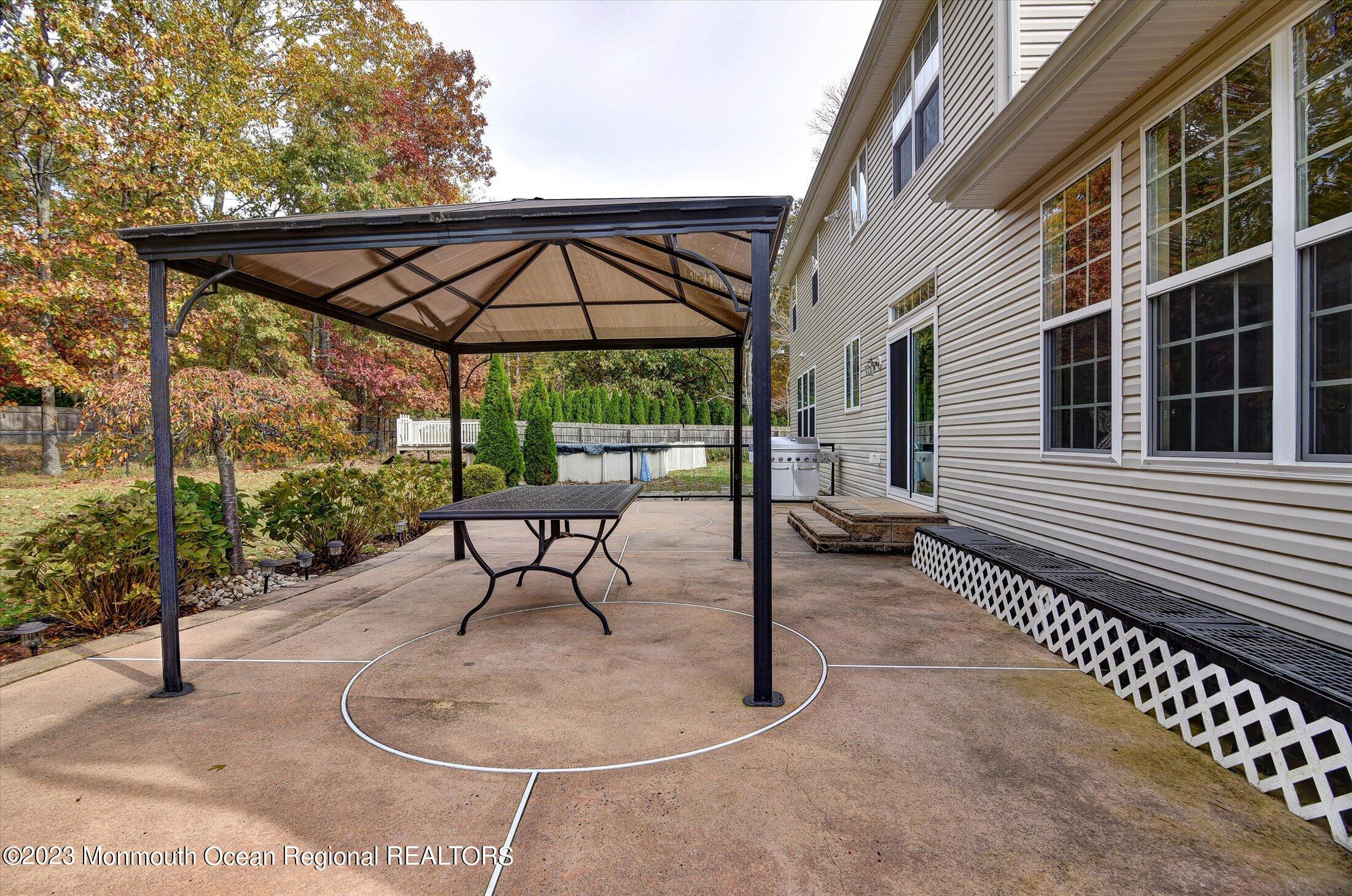 514 Cobain Road Jackson, NJ 08527 - Photo 22 of 30 34-Patio