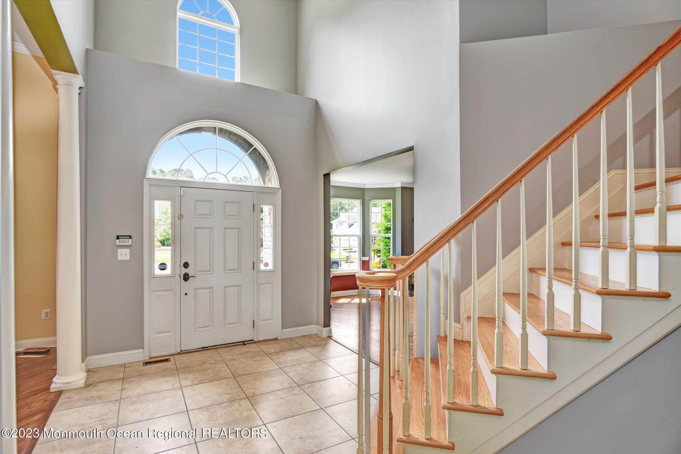 514 Cobain Road Jackson, NJ 08527 - Photo 4 of 30 03-Foyer