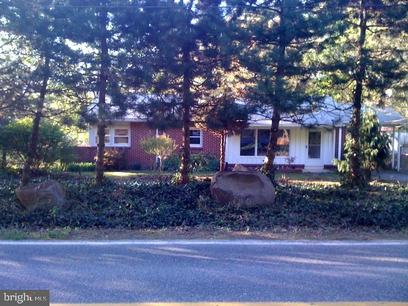 1567 Mt Gretna Road Elizabethtown, PA 17022 - Photo 1 of 24 Gallery Image 1