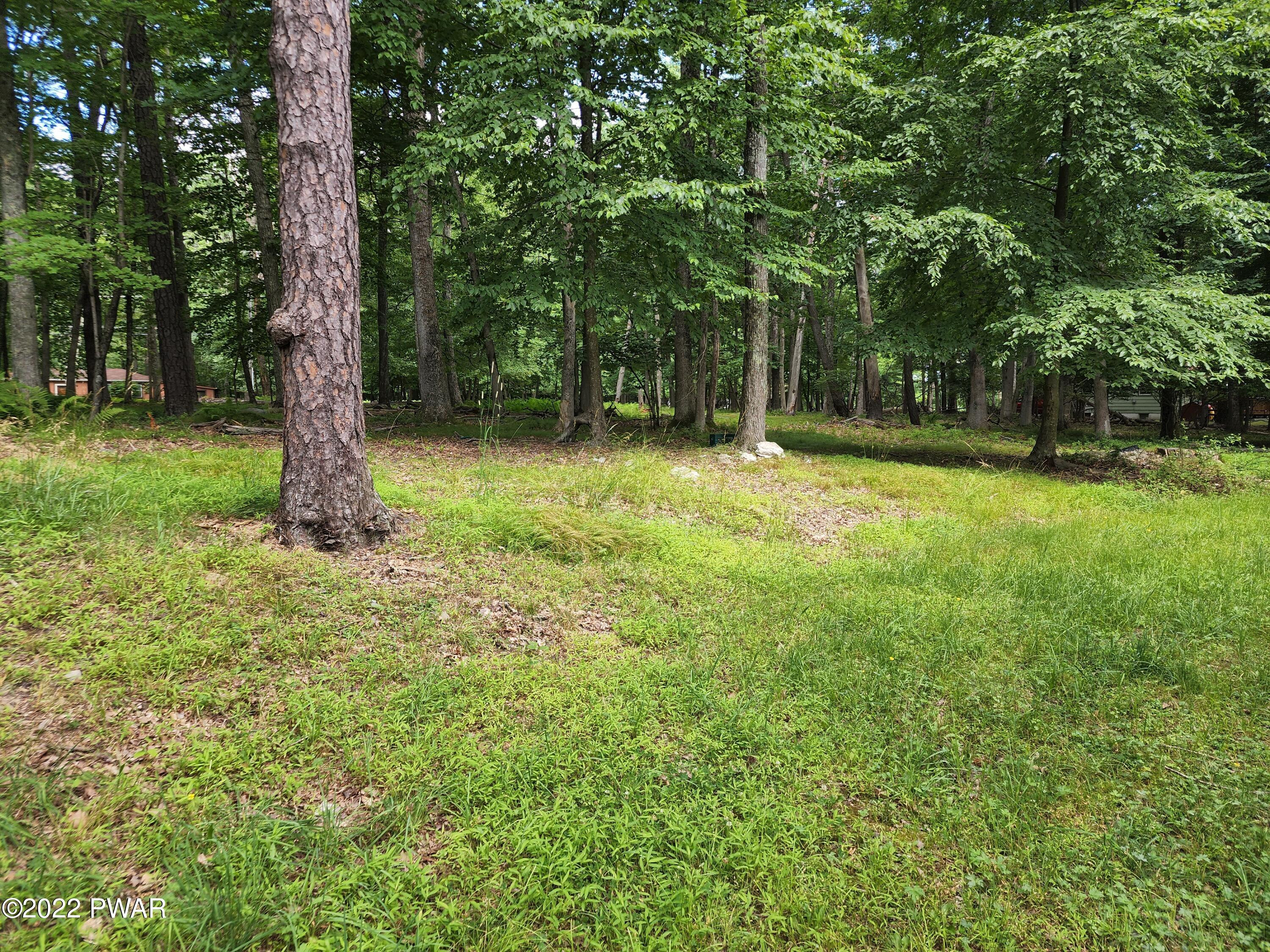 237 Ridge Drive Milford, PA 18337 - Photo 13 of 14