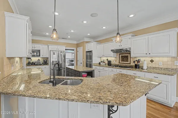 $669,000 | 4271 Trumpington Cove, Southaven, MS 38672