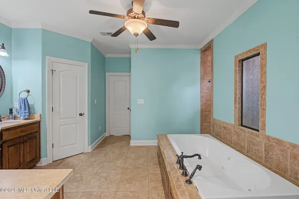 $669,000 | 4271 Trumpington Cove, Southaven, MS 38672