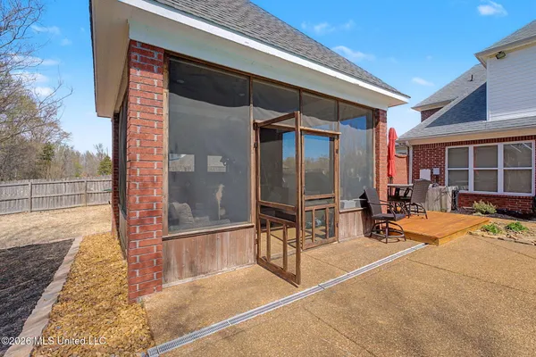 $669,000 | 4271 Trumpington Cove, Southaven, MS 38672