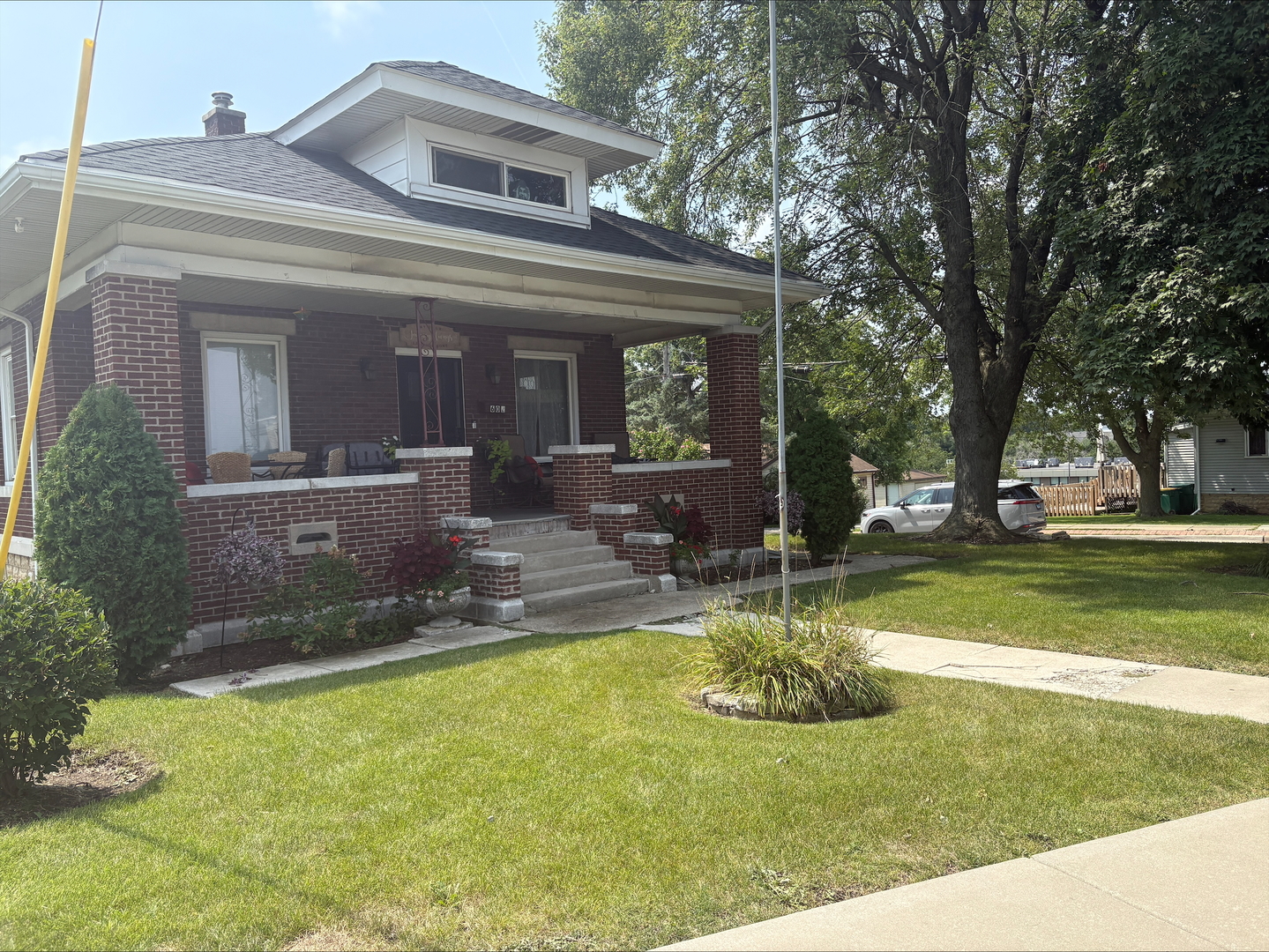 602 McCarthy Road Lemont, IL 60439 - Photo 2 of 3 Gallery Image 2